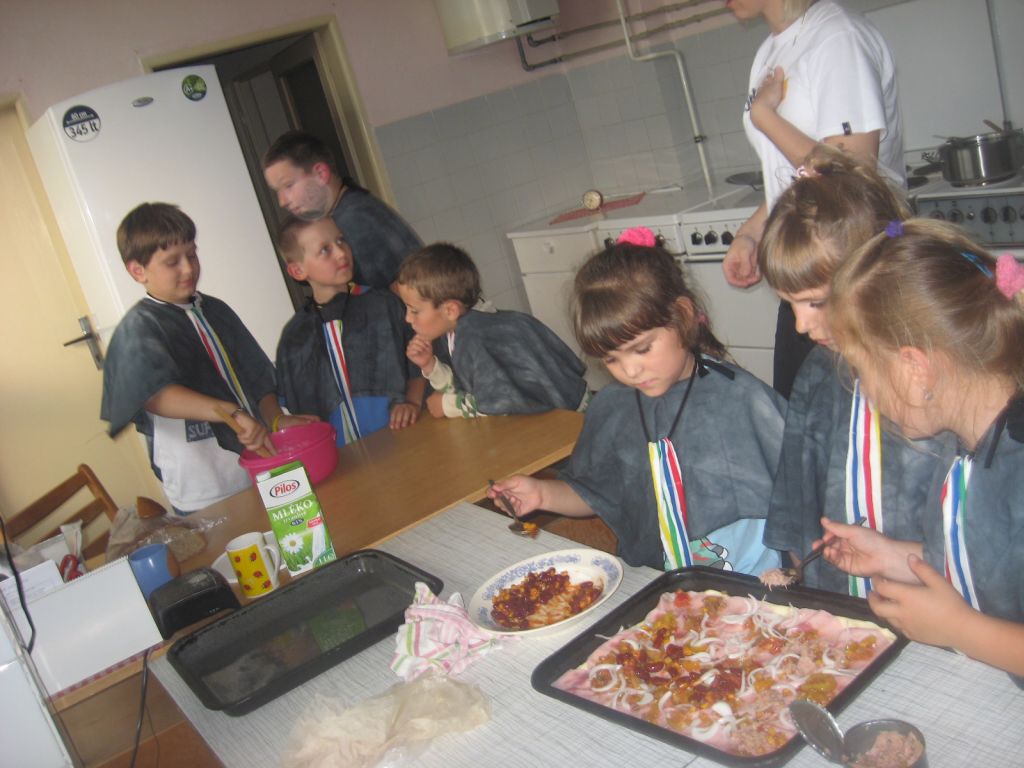 Fotogaléria Straši - škola 2010 (3) Straši - škola 2010