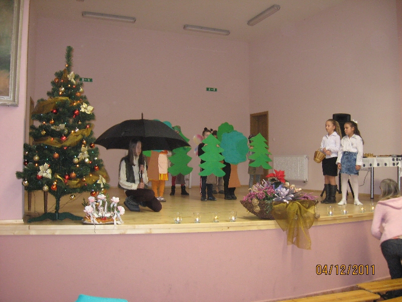 Fotogaléria Vystúpenie pre dôchodcov (2) Vystúpenie pre dôchodcov