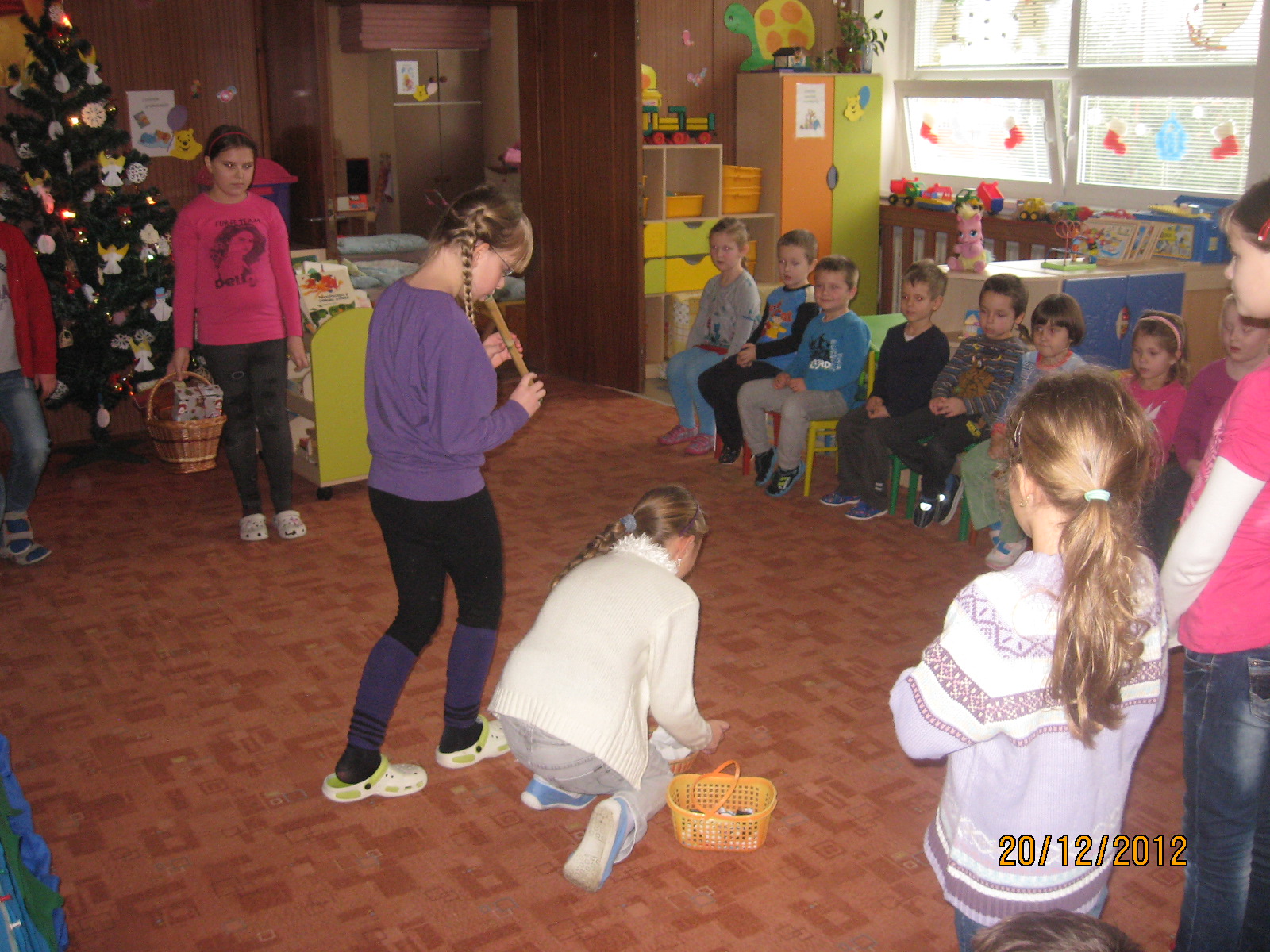 Fotogaléria Školáci škôlkárom 2013 (3) Školáci škôlkárom 2013