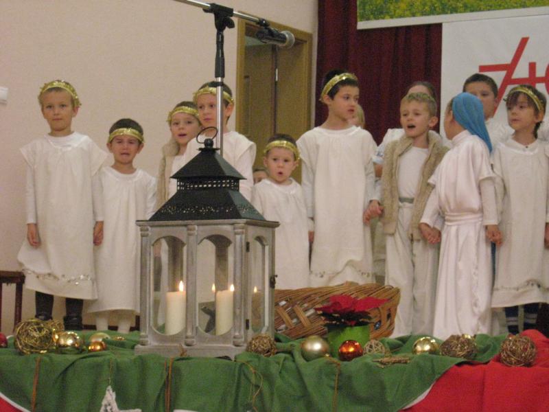 Fotogaléria Vystúpenie pre dôchodcov december 2015 (18) Vystúpenie pre dôchodcov december 2015